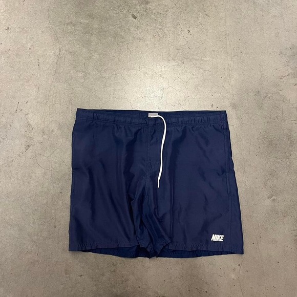 Vintage Y2K Nike shorts‎ - Picture 1 of 7